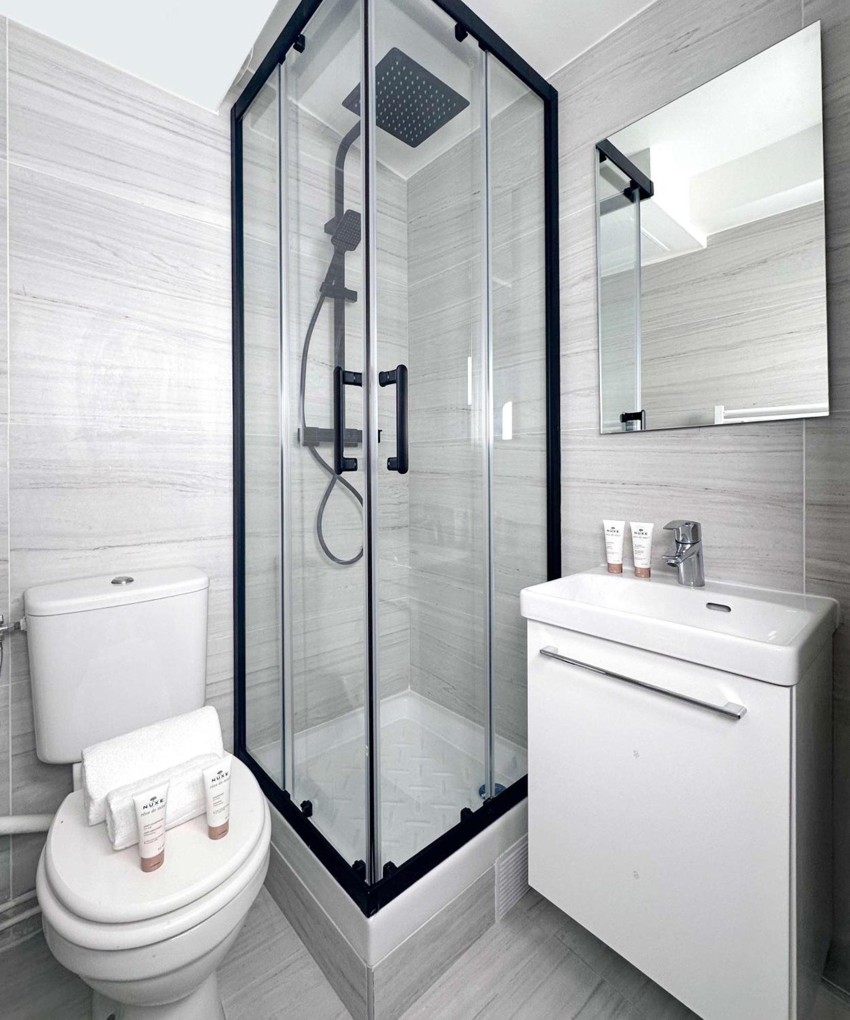 Charming Studio In Porte De Versailles Apartment ปารีส ภายนอก รูปภาพ